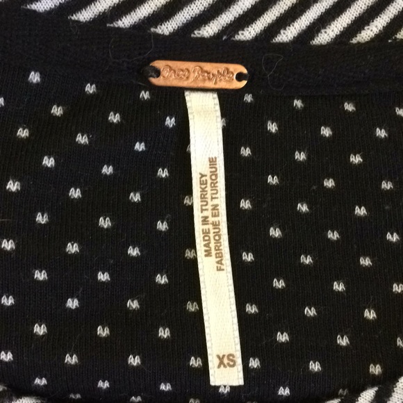 Free People stripe and polka dot dress w/pockets - Picture 4 of 4